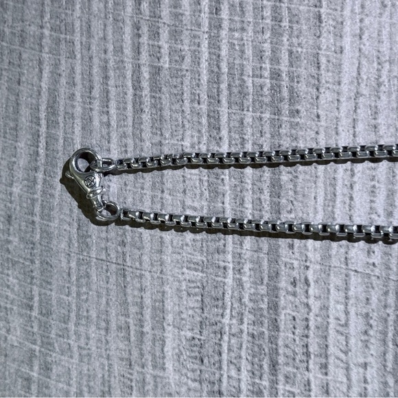 20 Inch David Yurman Silver Box Chain Necklace - Picture 3 of 4